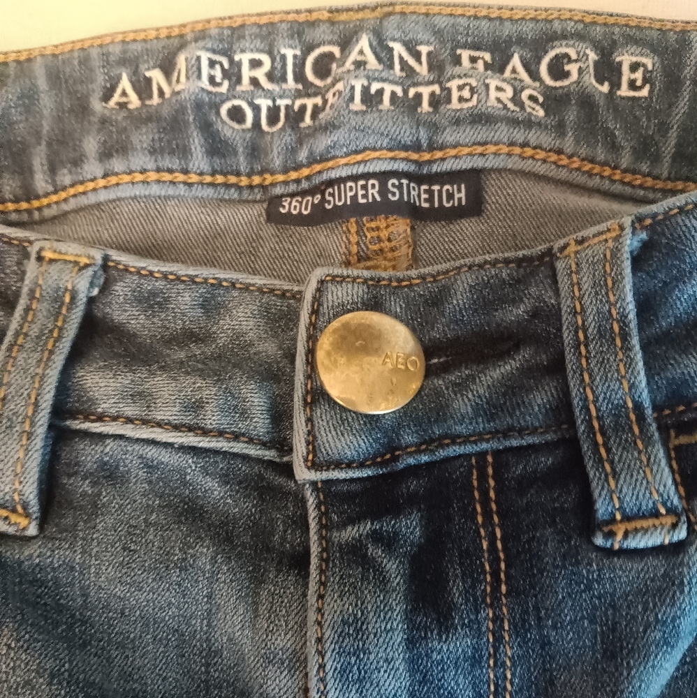 American Eagle 360 Super Stretch Distressed Jeans Hi-Rise Jegging size 2 short